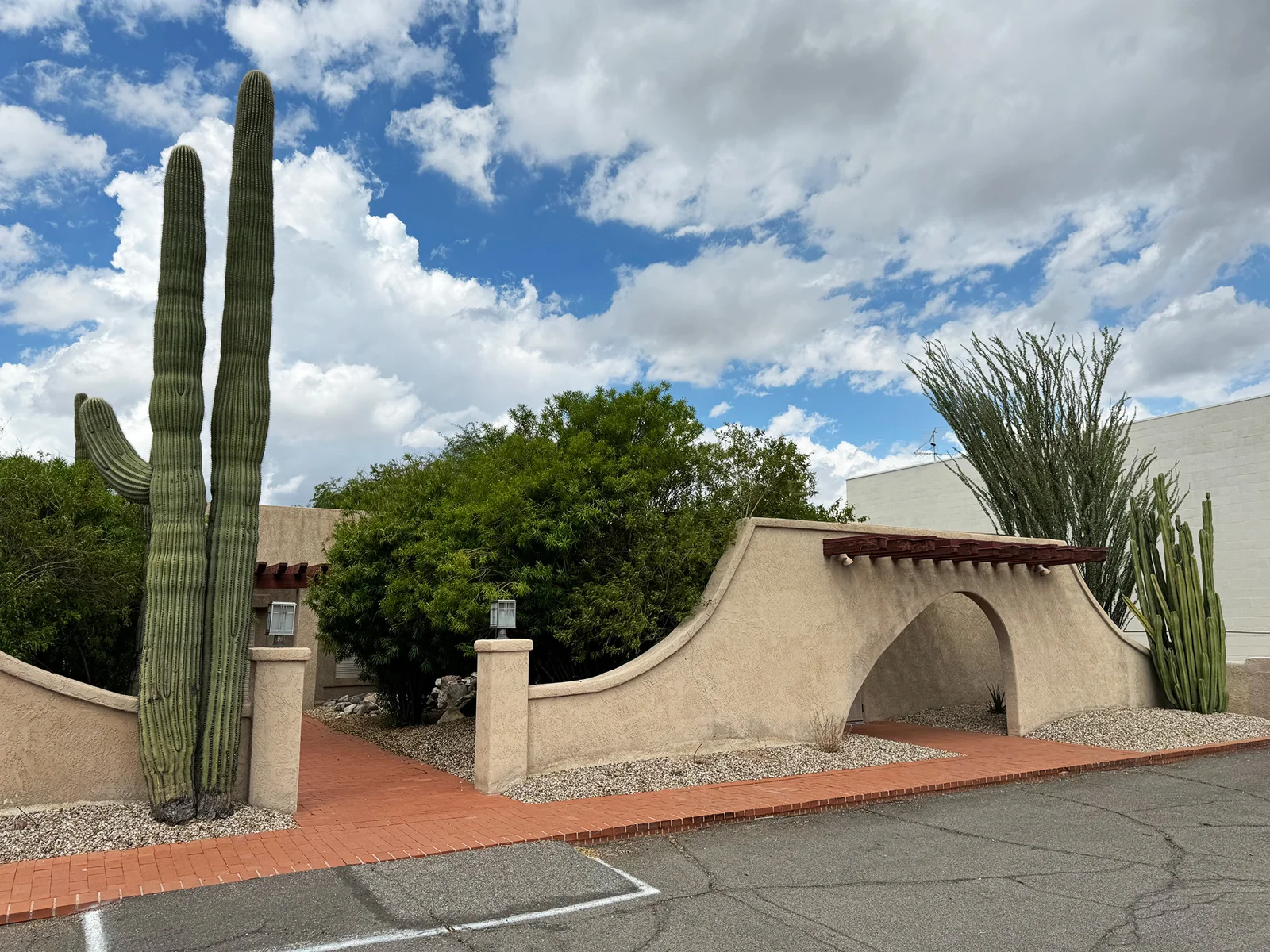 Medical/Dental Office For Lease