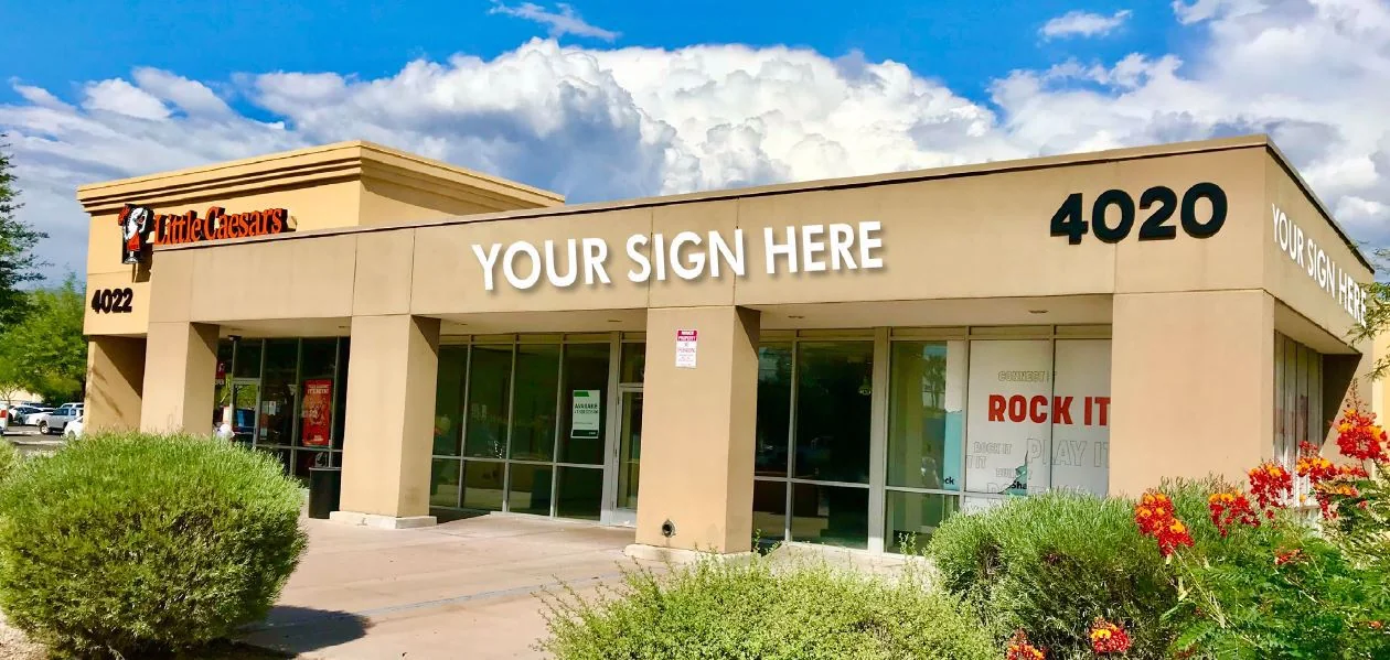 ±2,715 SF Corner End Cap for Lease on Oracle