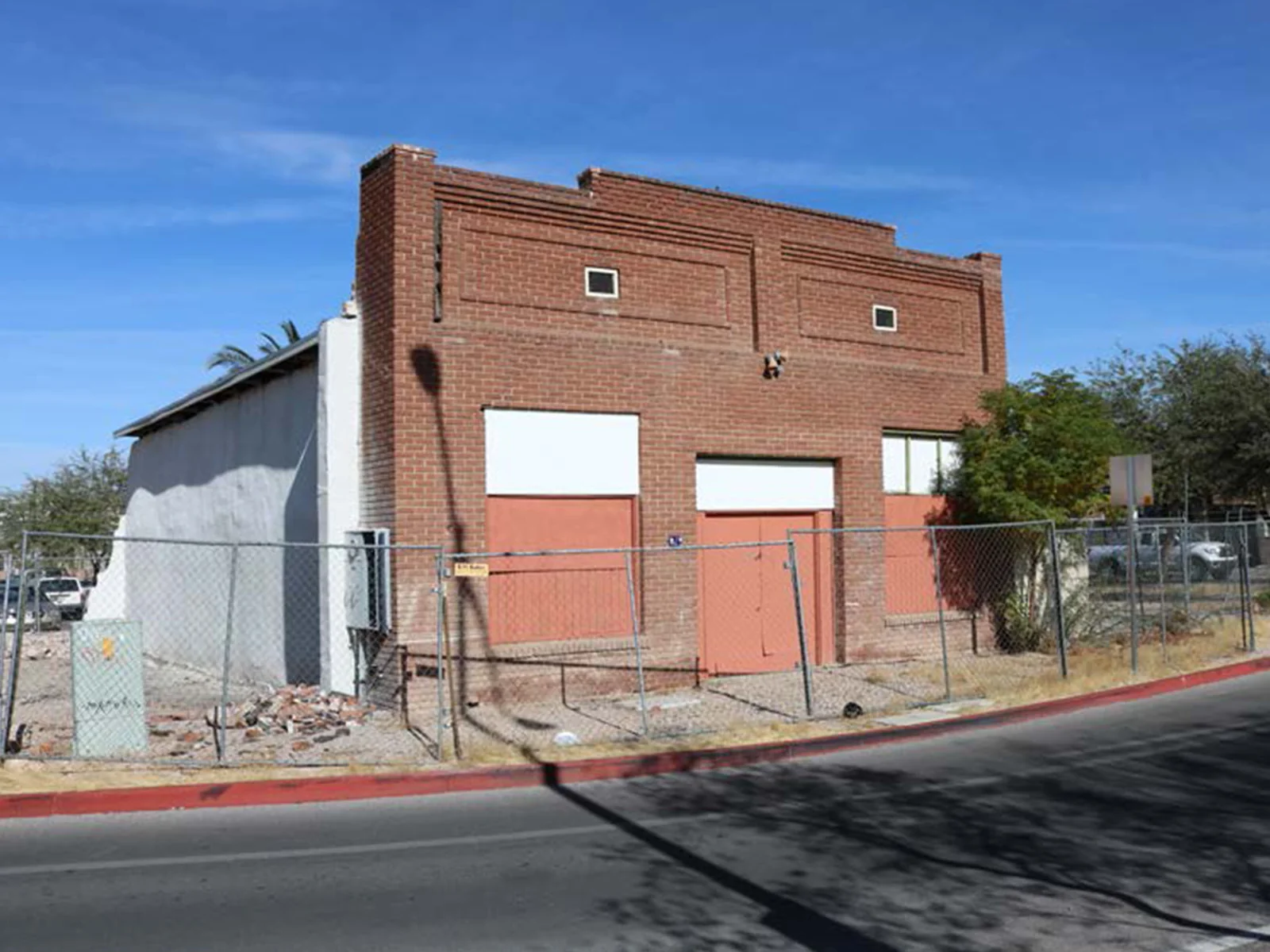 201 North 4th Avenue — Lease in Tucson, AZ, photo 2 of 3