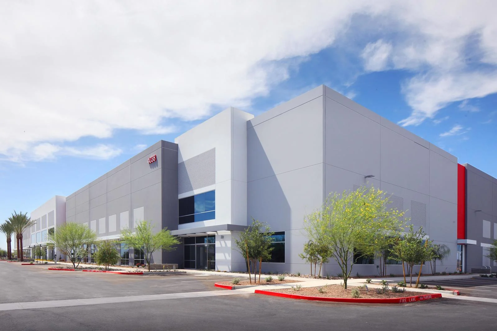 Mesa Grandview Industrial Building 6 — Lease in Mesa, AZ, photo 3 of 5