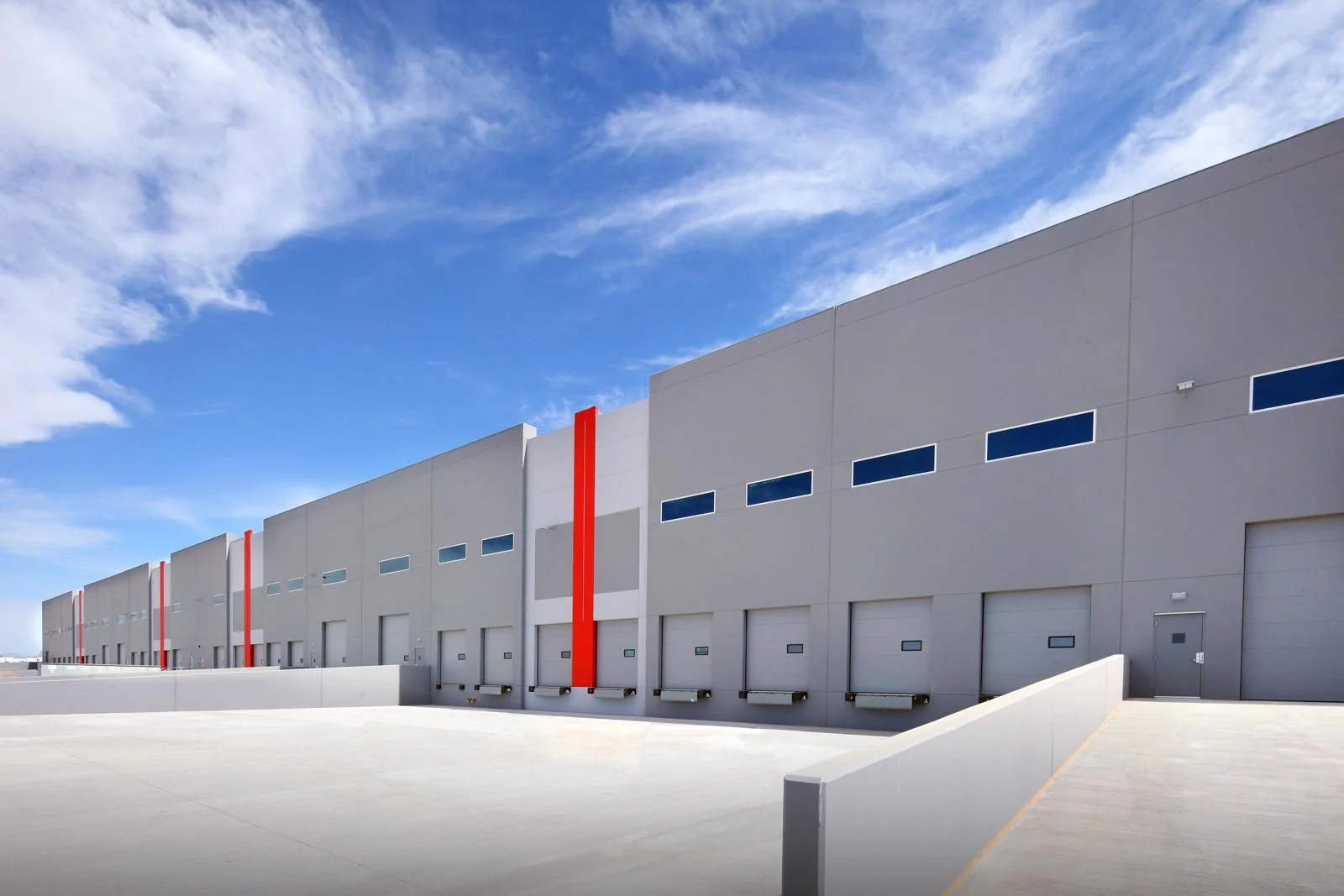 Mesa Grandview Industrial Building 6 — Lease in Mesa, AZ, photo 4 of 5