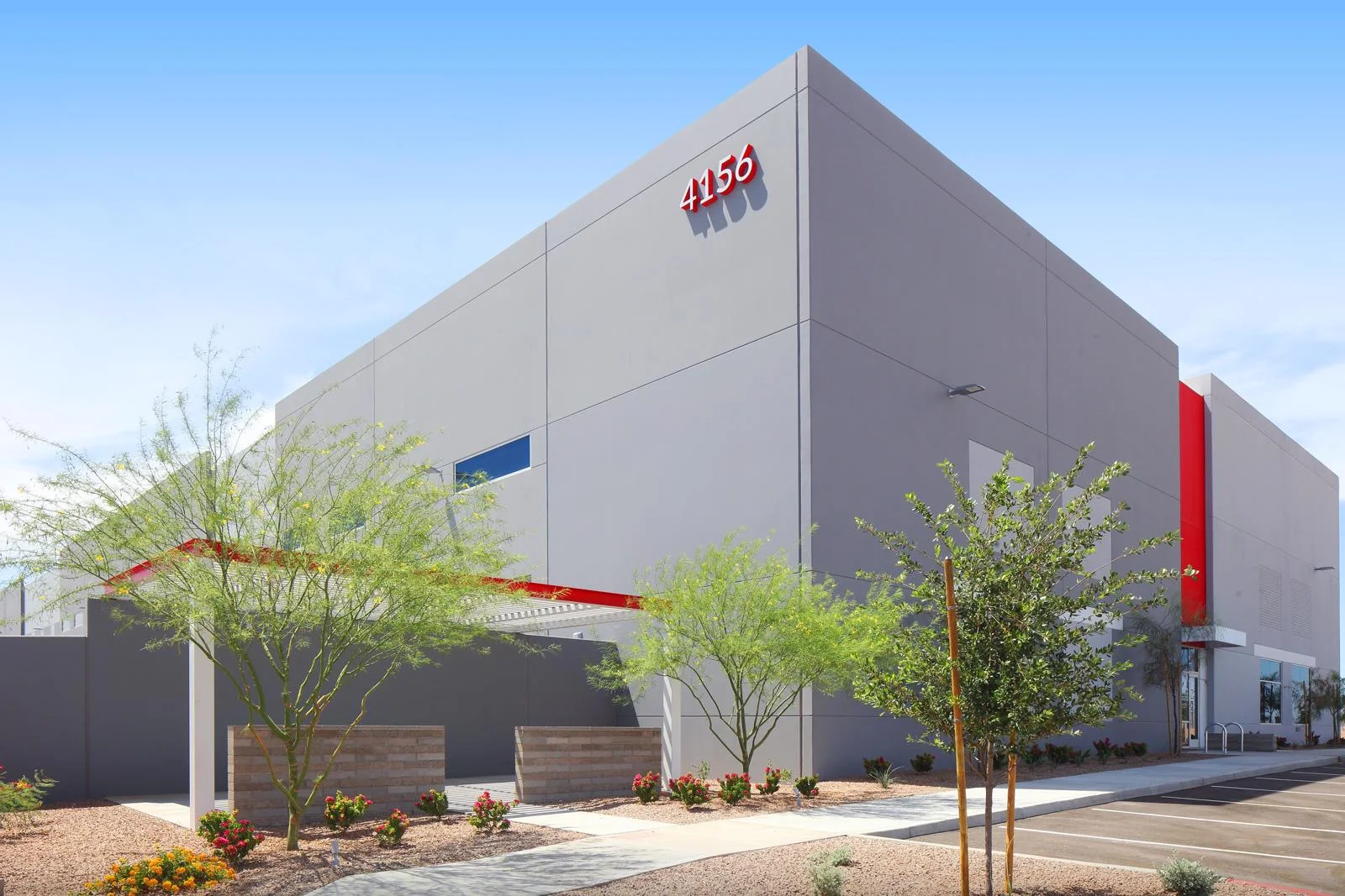 Mesa Grandview Industrial Building 4 — Lease in Mesa, AZ, photo 3 of 8