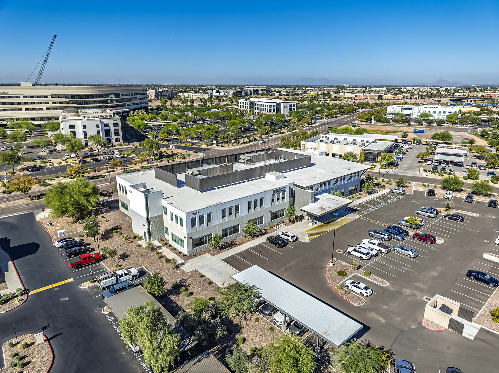 Mercy Gilbert III — Lease in Gilbert, AZ, photo 2 of 3