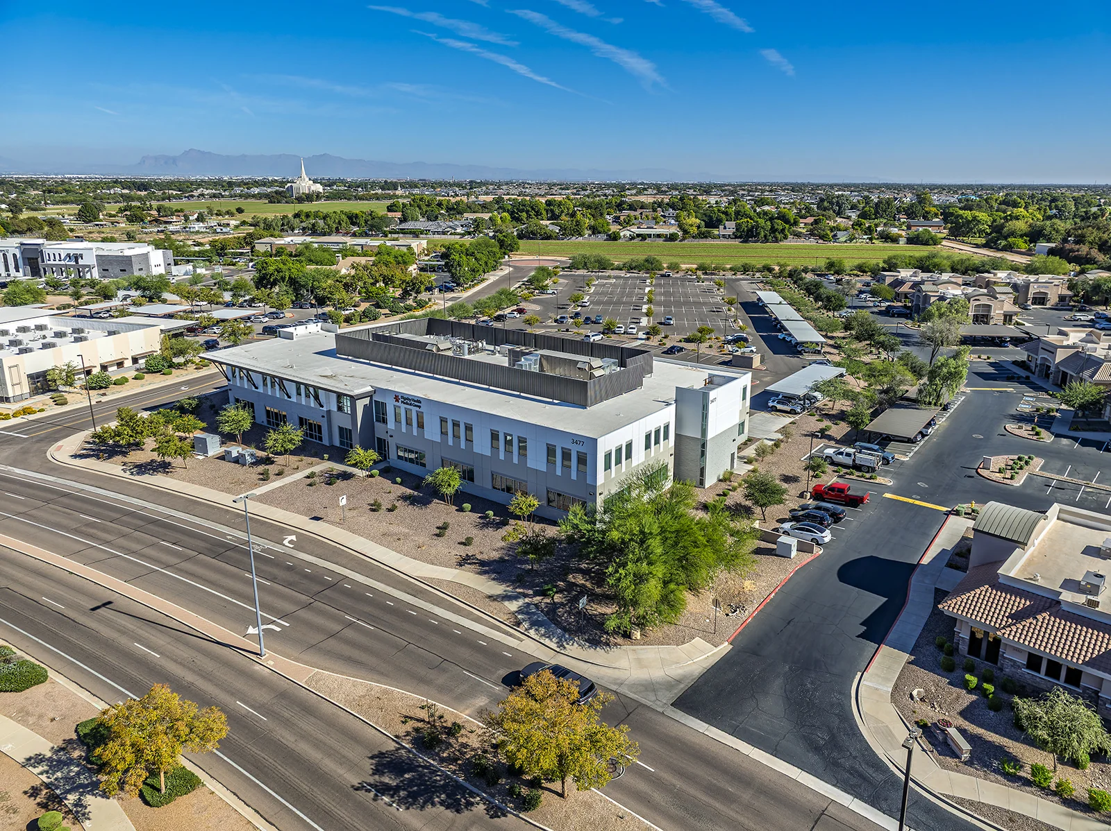 Mercy Gilbert III — Lease in Gilbert, AZ, photo 3 of 3