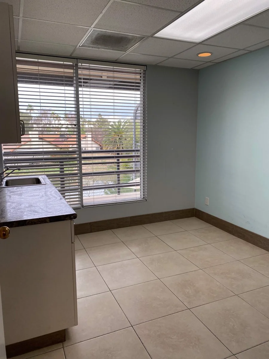 Dobson Medical — Lease in Mesa, AZ, photo 3 of 4