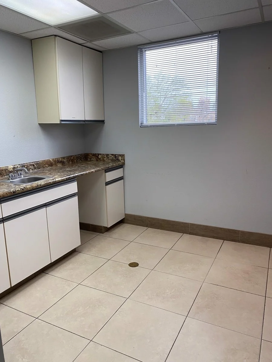 Dobson Medical — Lease in Mesa, AZ, photo 4 of 4