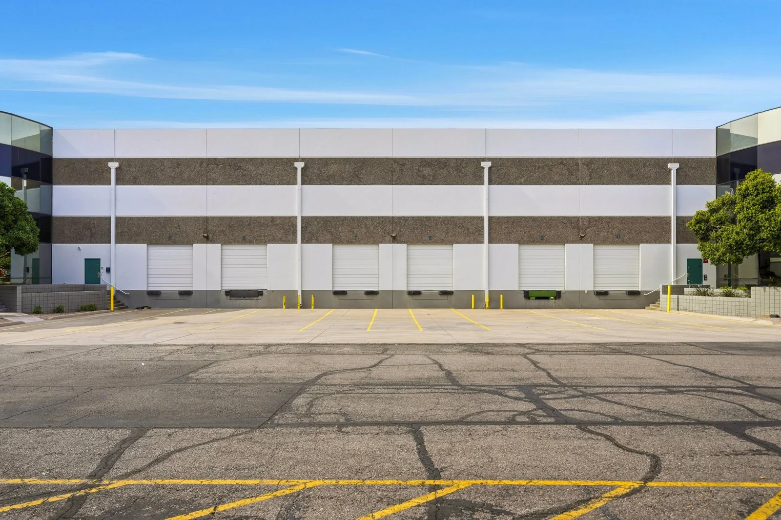 Broadway Industrial Park #7 — Lease in Tempe, AZ, photo 5 of 8