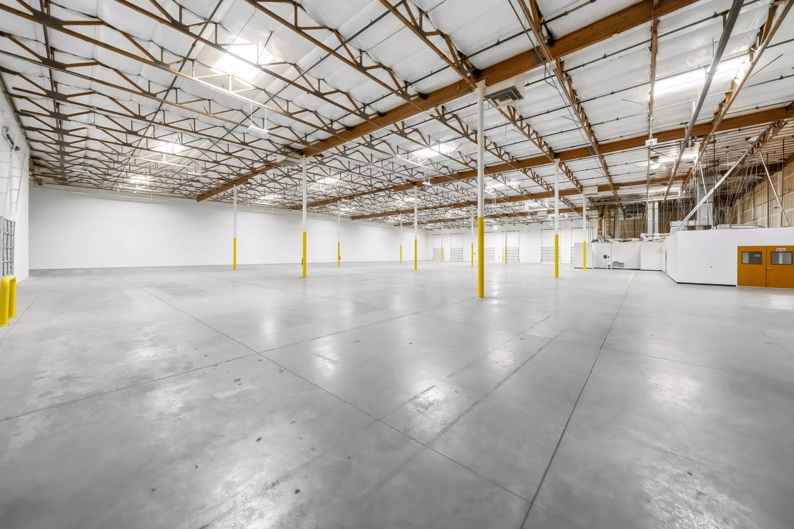 Broadway Industrial Park #7 — Lease in Tempe, AZ, photo 8 of 8