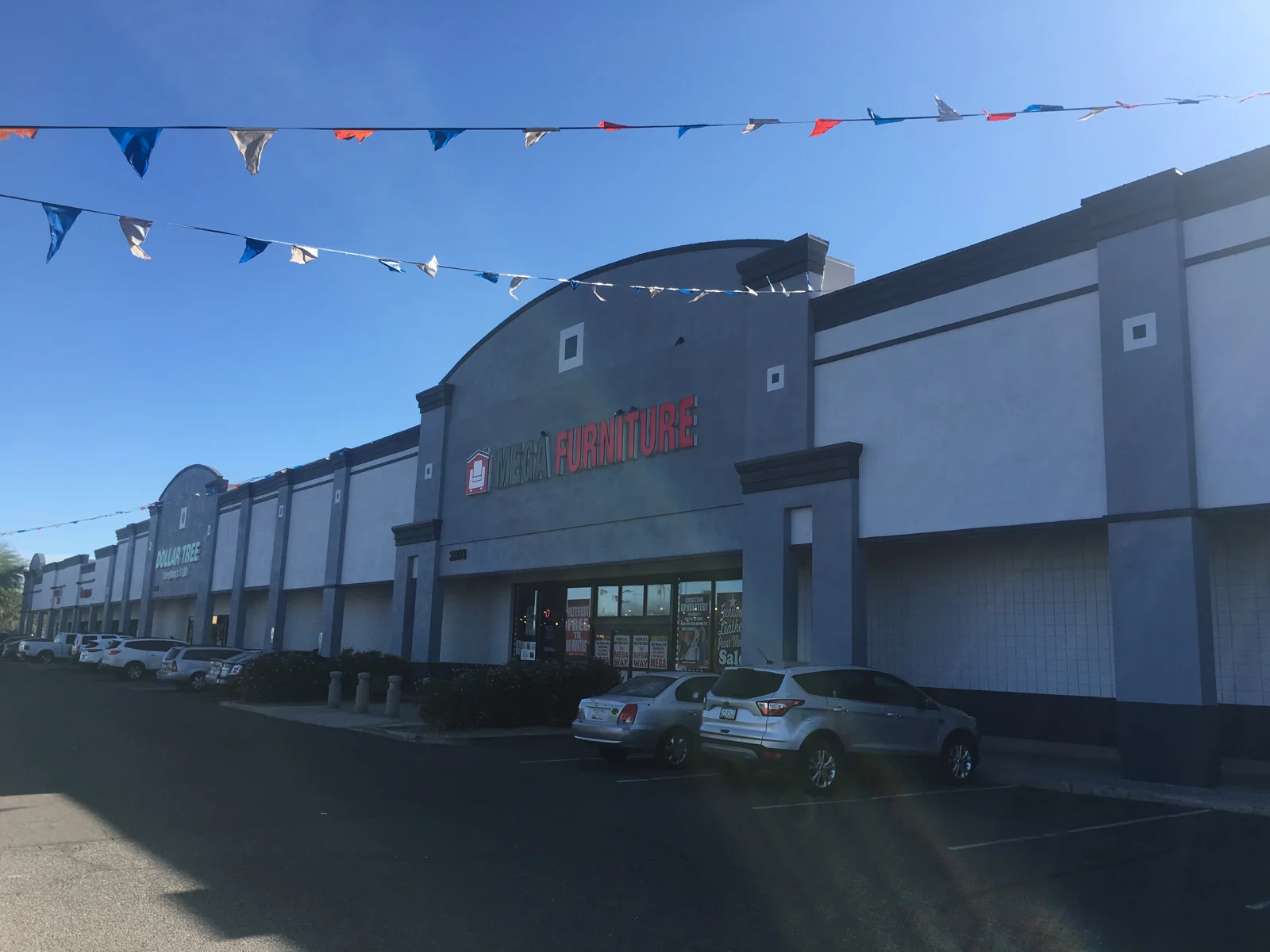 Desert Palms Power Center — Lease in Phoenix, AZ, photo 2 of 3