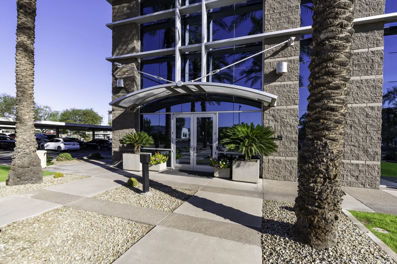 Freeway Executive Center