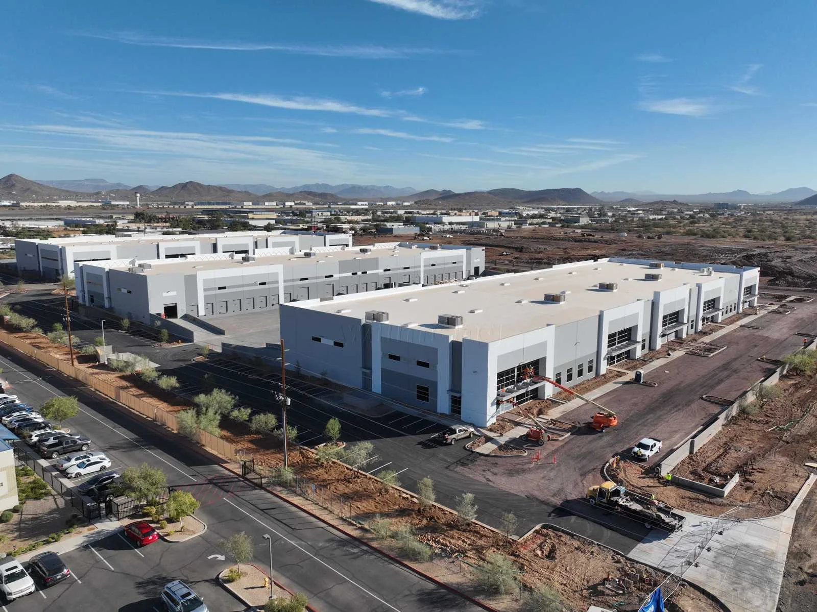Deer Valley Business Campus Bldg 8