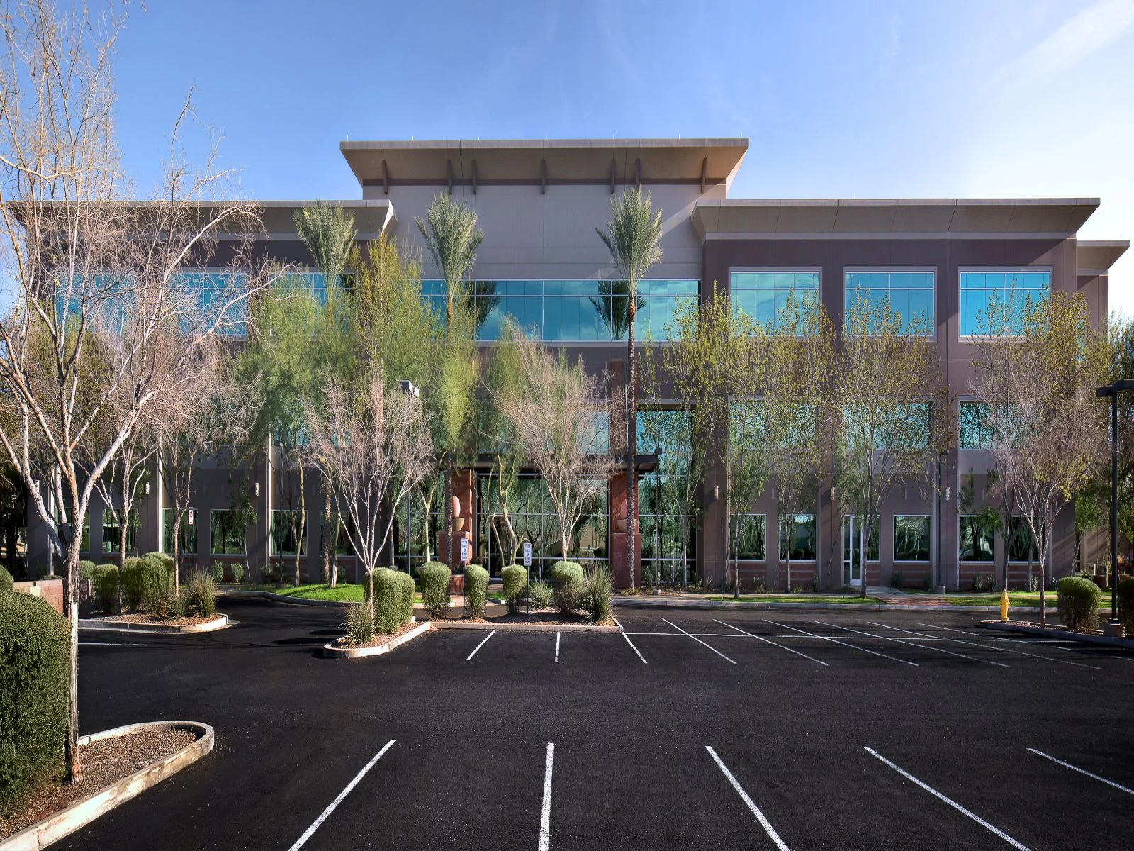 Talavi Corporate Center — Lease in Glendale, AZ, photo 1 of 1