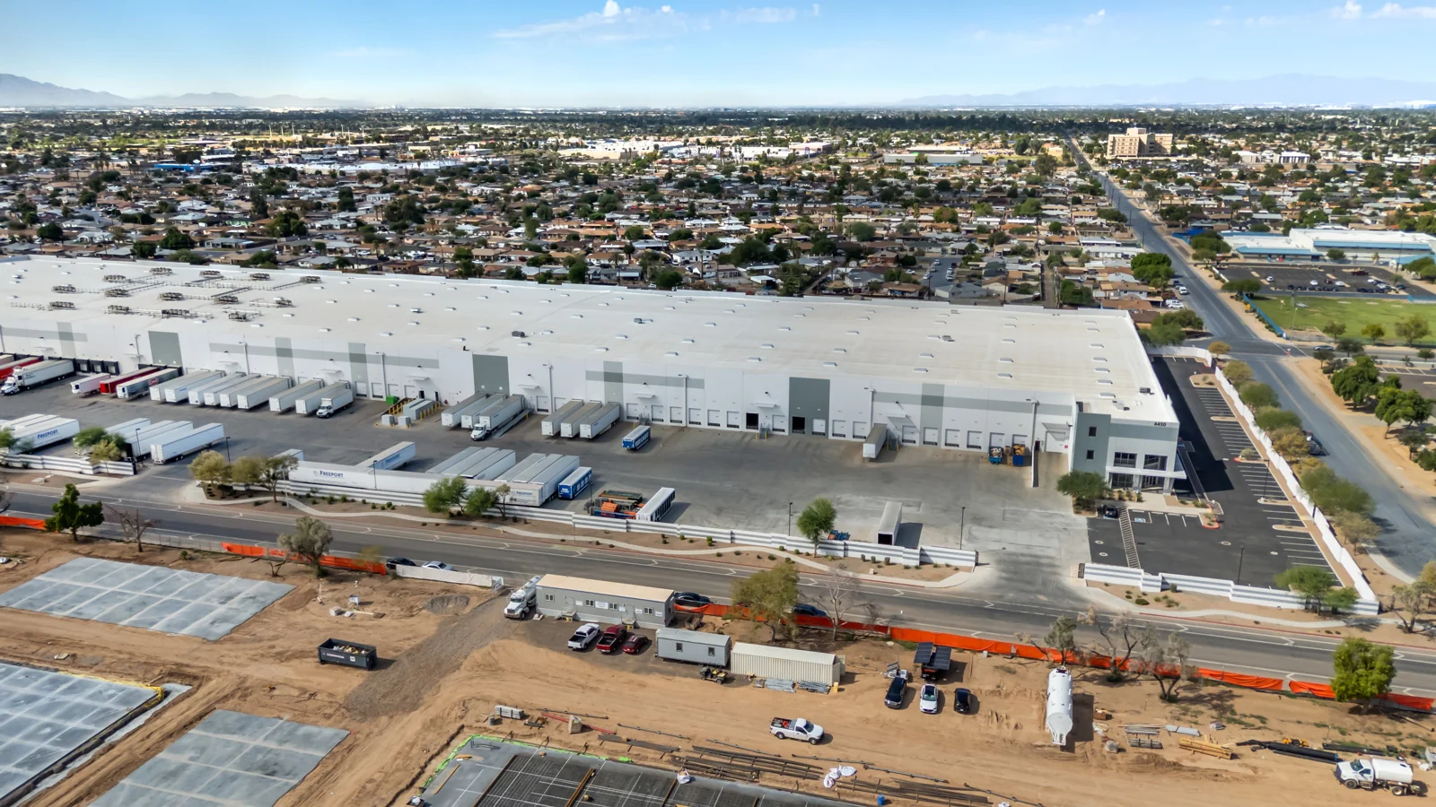 For Lease: Santa Fe Industrial Center - 4450 N 45th… — Lease in Phoenix, AZ, photo 4 of 4
