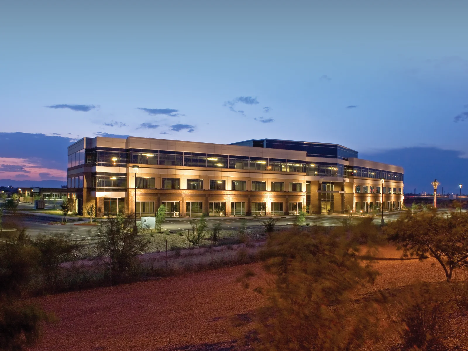 Glendale Corporate Center — Lease in Glendale, AZ, photo 1 of 1