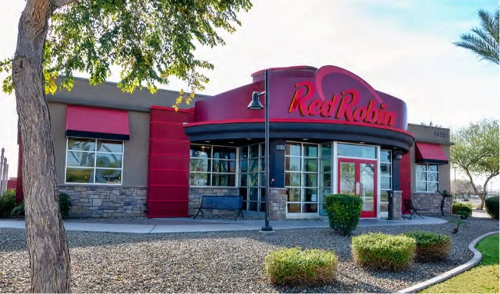 SEC Bullard Ave & McDowell Rd — Lease in Glendale, AZ, photo 1 of 2