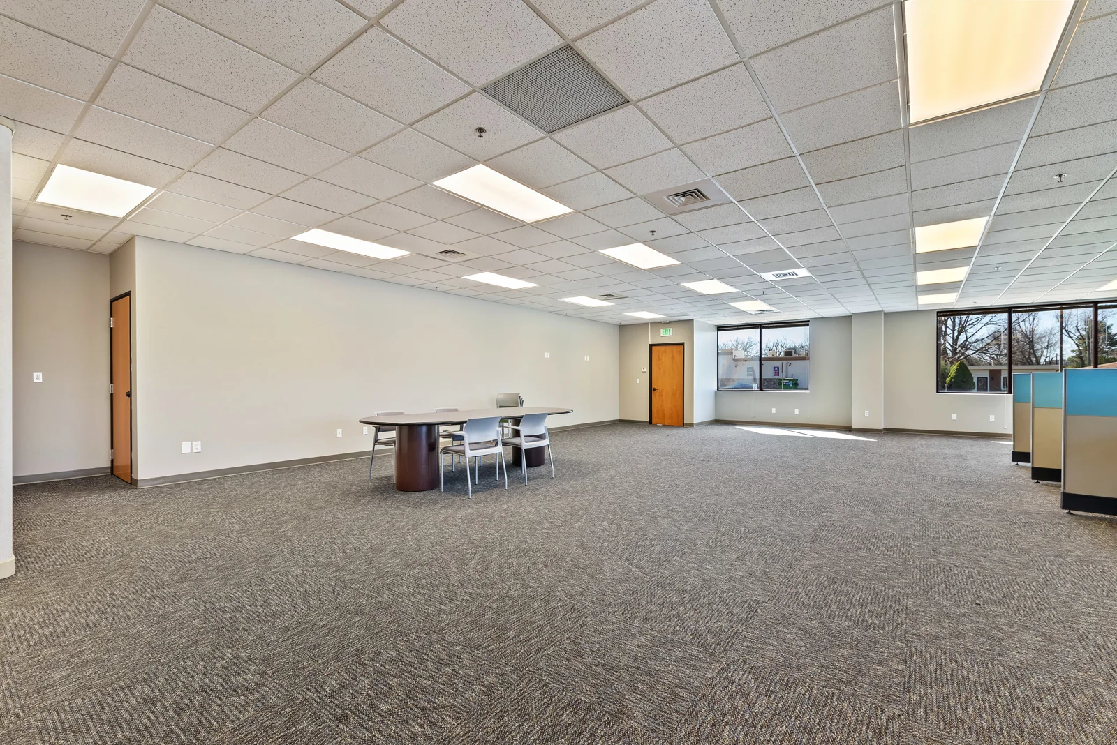 Oak Park Plaza — Lease in Boise, ID, photo 7 of 8