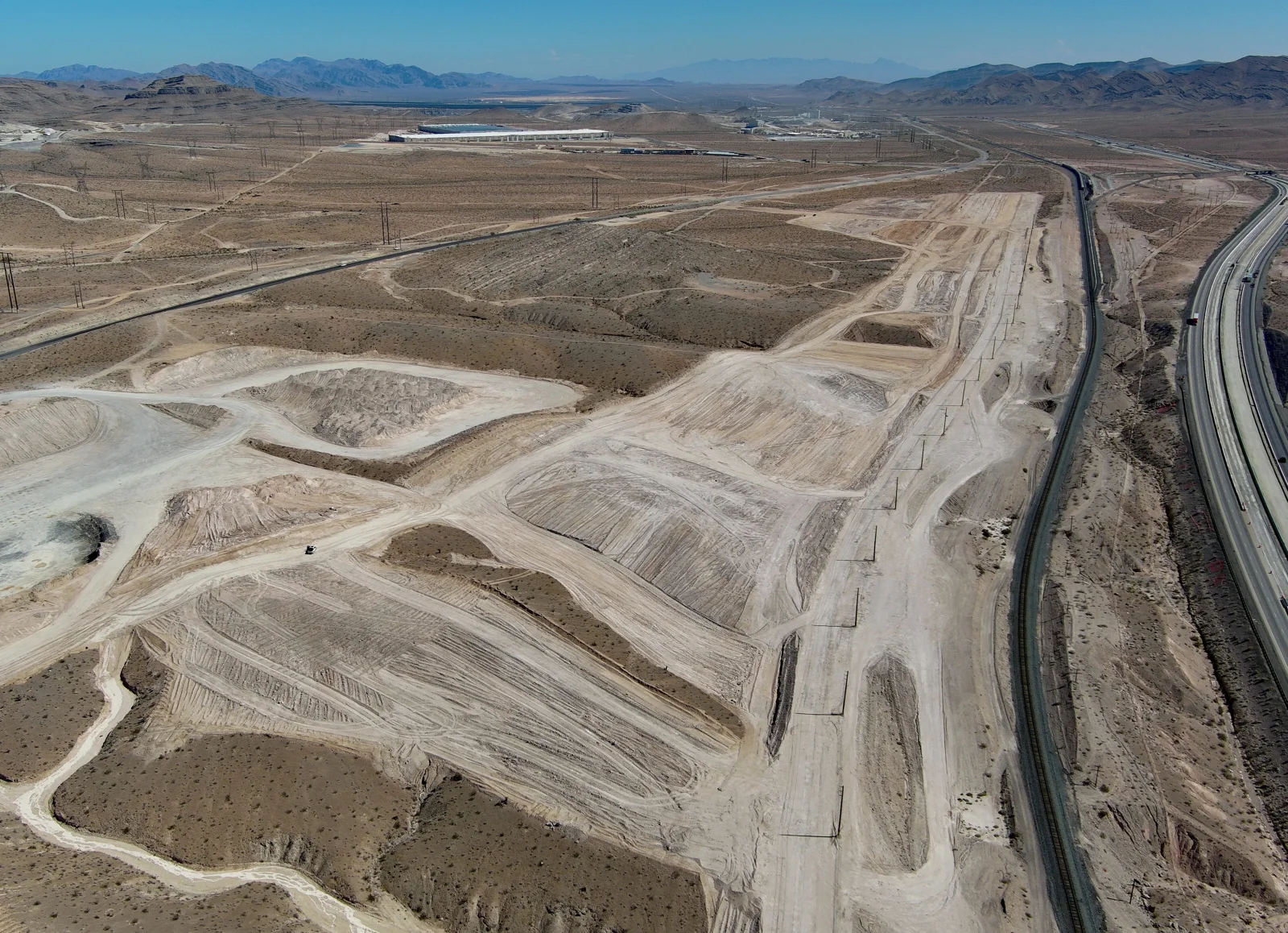 Prologis Las Vegas Gateway — Lease in North Las Vegas, NV, photo 3 of 8