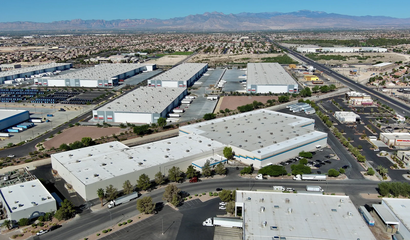 4335 Arcata Way — Lease in North Las Vegas, NV, photo 2 of 6
