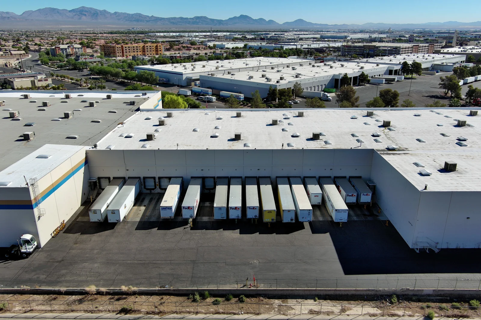4335 Arcata Way — Lease in North Las Vegas, NV, photo 4 of 6