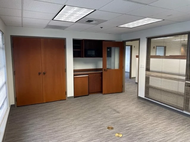 Woodinville Office Building — Lease in Woodinville, WA, photo 2 of 7
