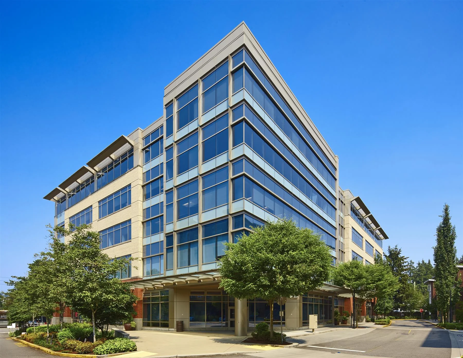 The Offices at Riverpark — Lease in Redmond, WA, photo 2 of 8
