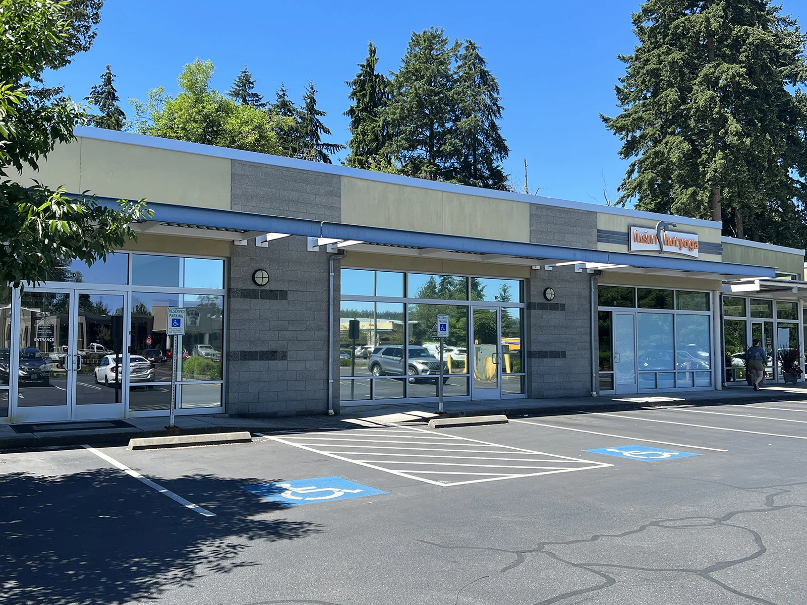 Crystal Creek Center, Building F