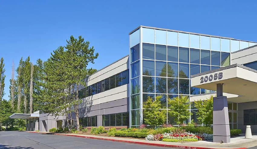 I-90 Lake Place - Building B — Lease in Issaquah, WA, photo 2 of 3