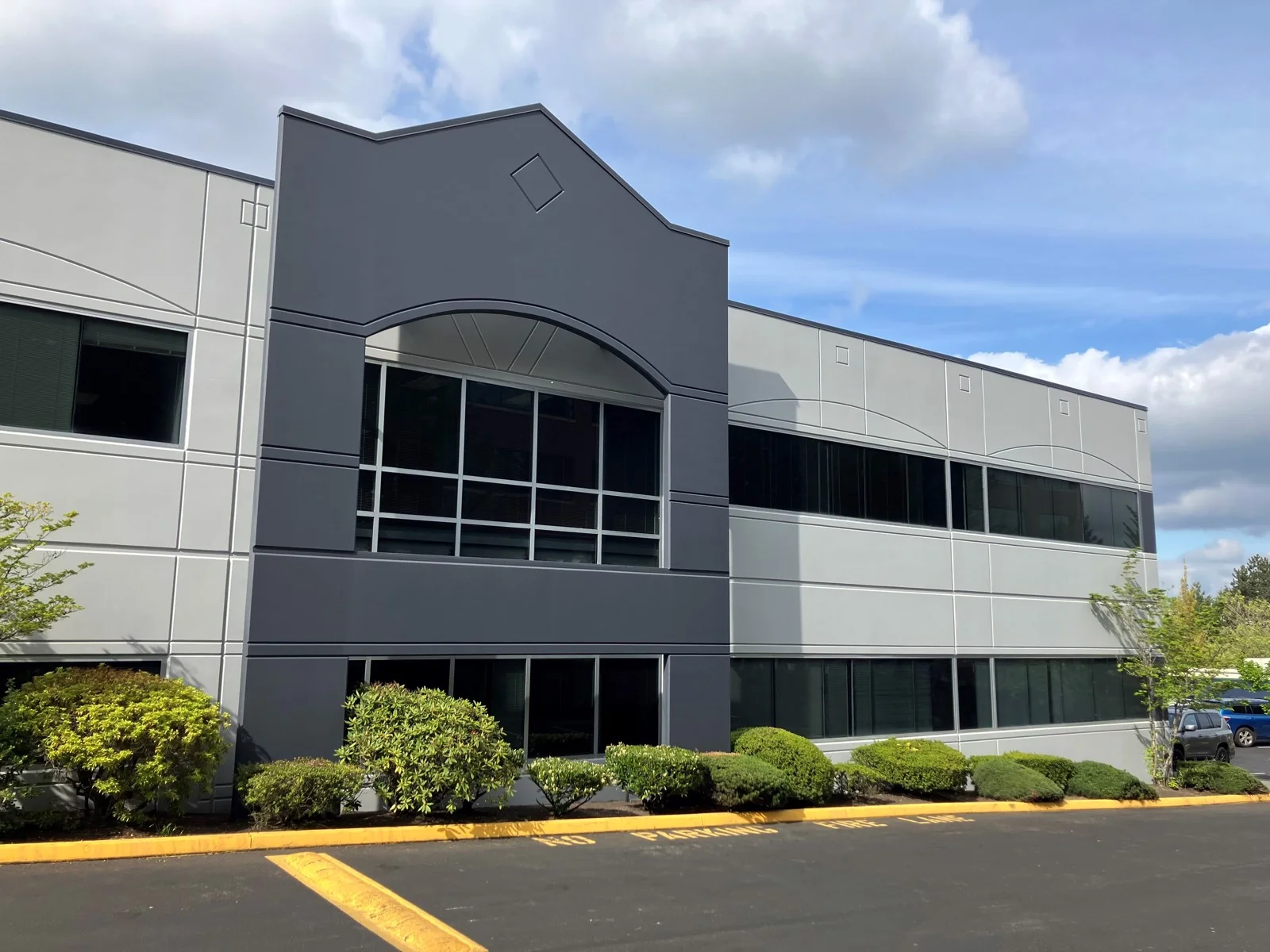 Colony Park III — Lease in Lynnwood, WA, photo 2 of 8