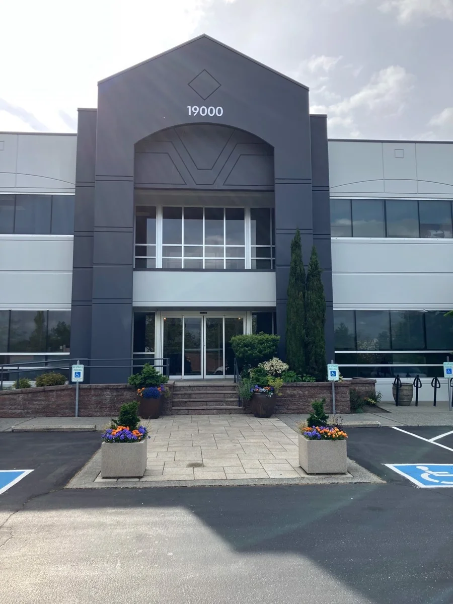 Colony Park III — Lease in Lynnwood, WA, photo 3 of 8