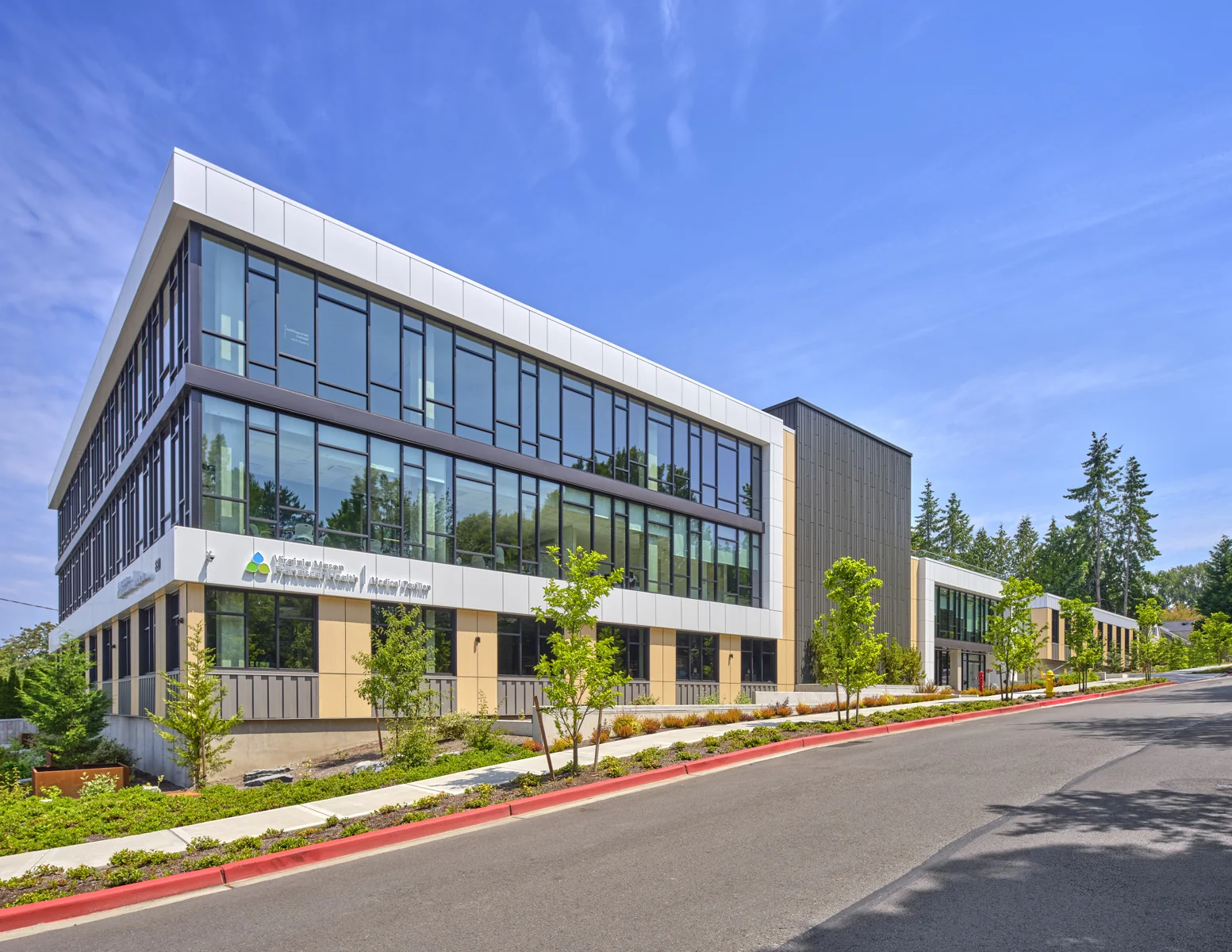 Kirkland Ascent — Lease in Kirkland, WA, photo 3 of 5