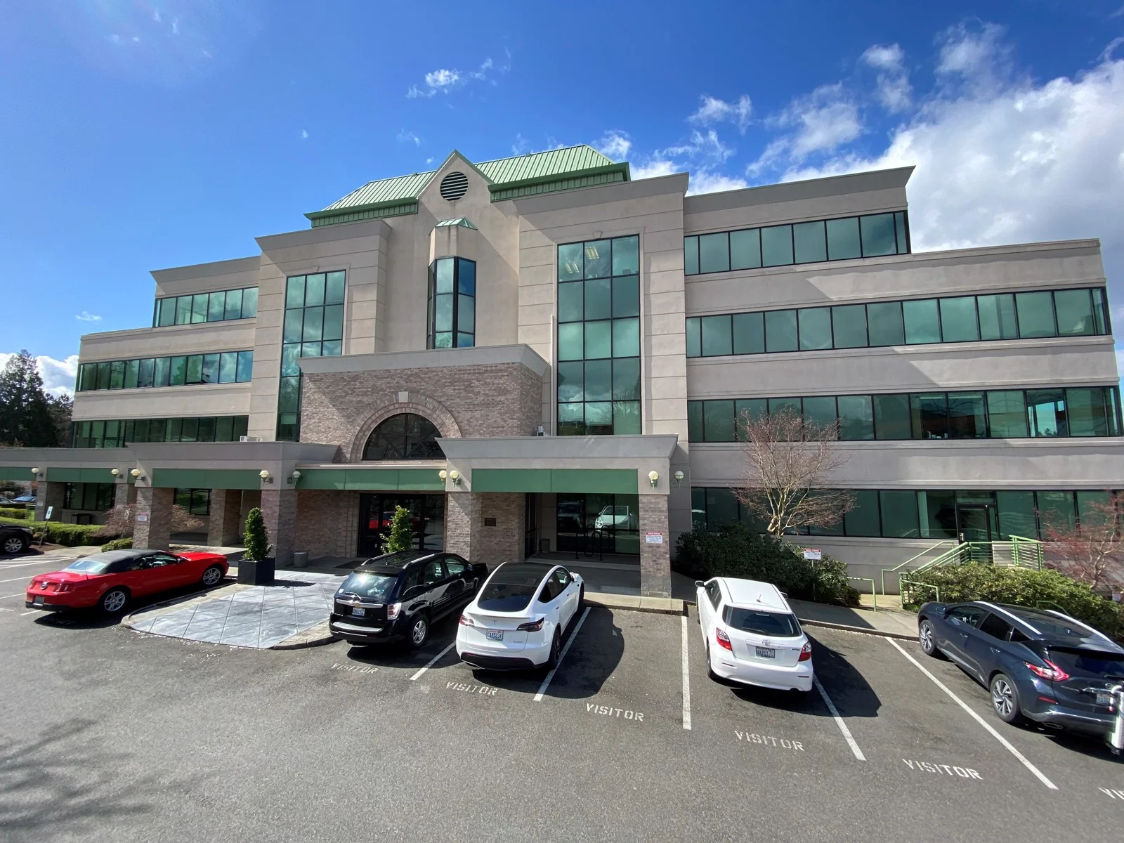 Emerald Building — Lease in Kirkland, WA, photo 3 of 8