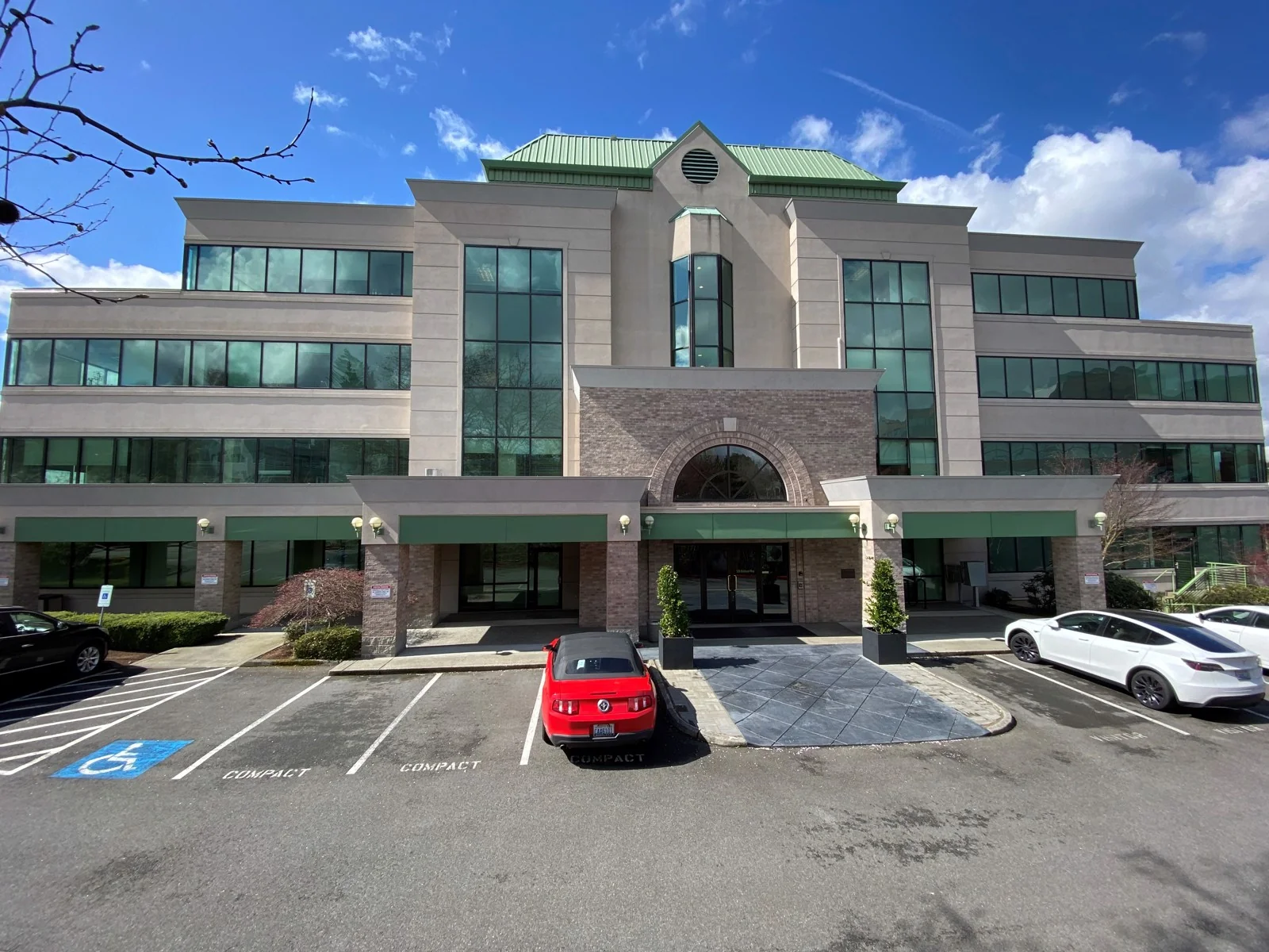 Emerald Building — Lease in Kirkland, WA, photo 5 of 8