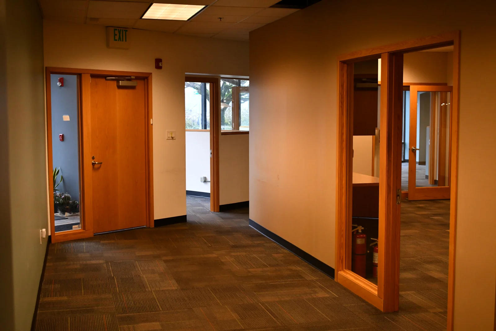 Pacific Palisades Building - photo 10 - Seattle, WA