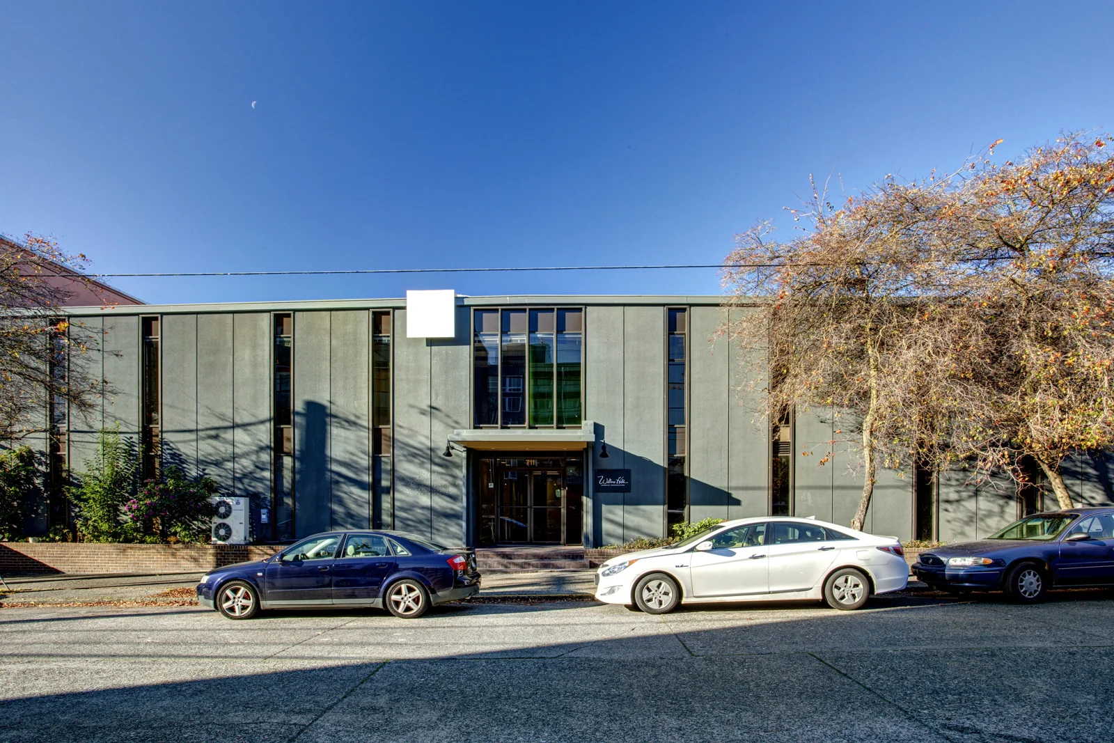 711 Building