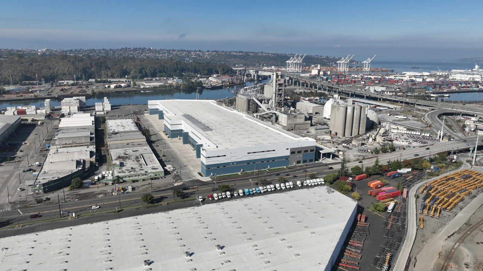 Seattle Metro Logistics — Lease in Seattle, WA, photo 5 of 8