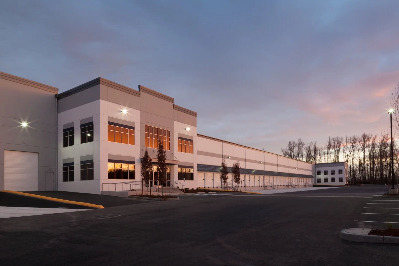 SeaPORT Logistics Center - photo 1 - Sumner, WA