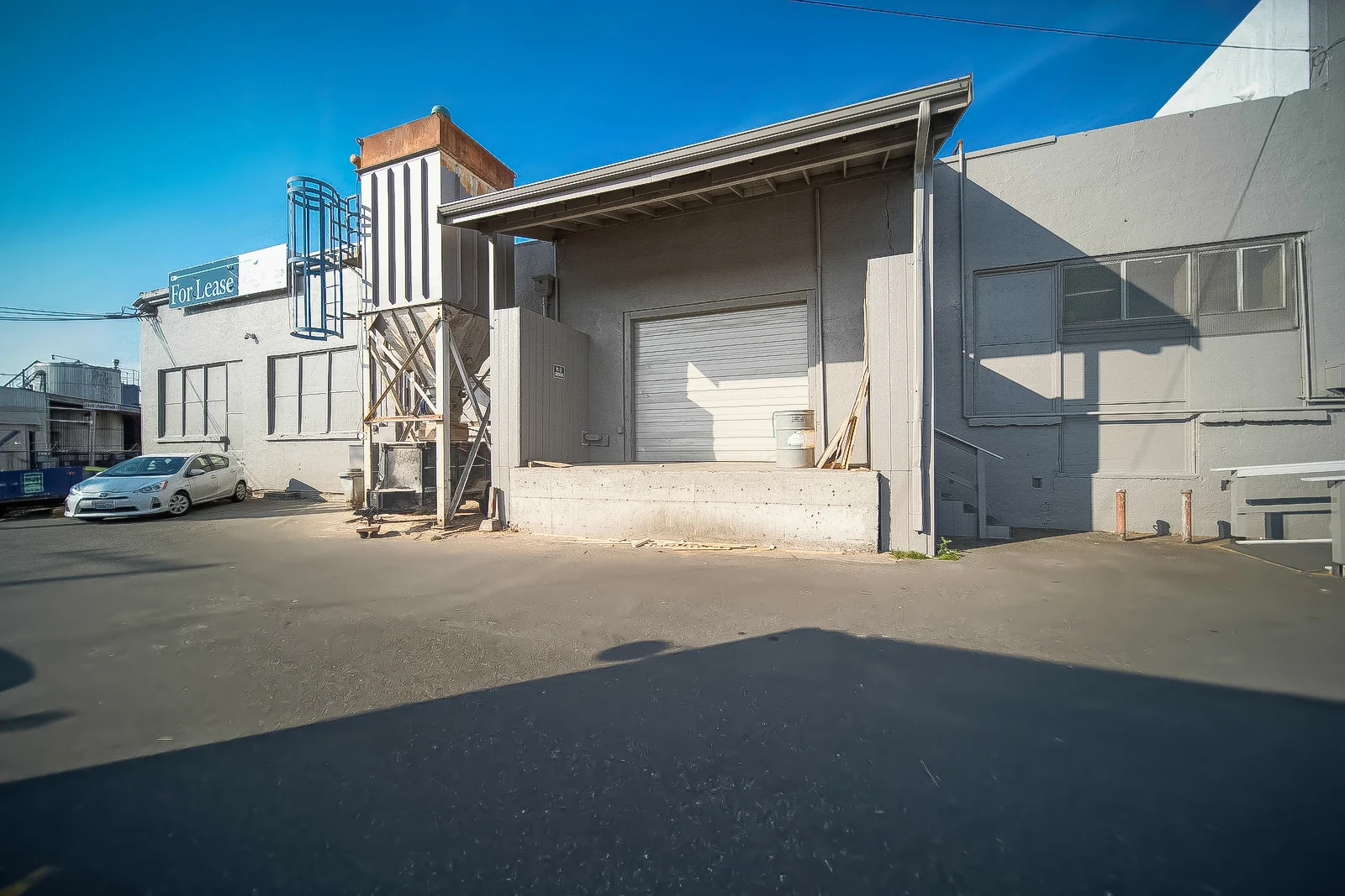 South Tacoma Dead Storage Space — Lease in Tacoma, WA, photo 3 of 8