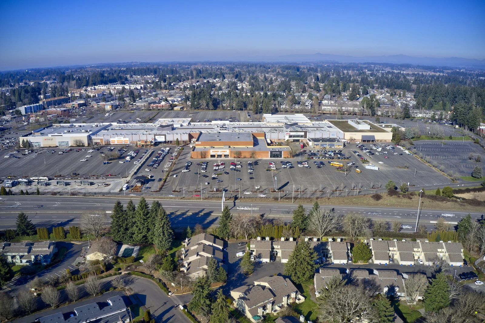 Vancouver Retail Center — Lease in Vancouver, WA, photo 3 of 3