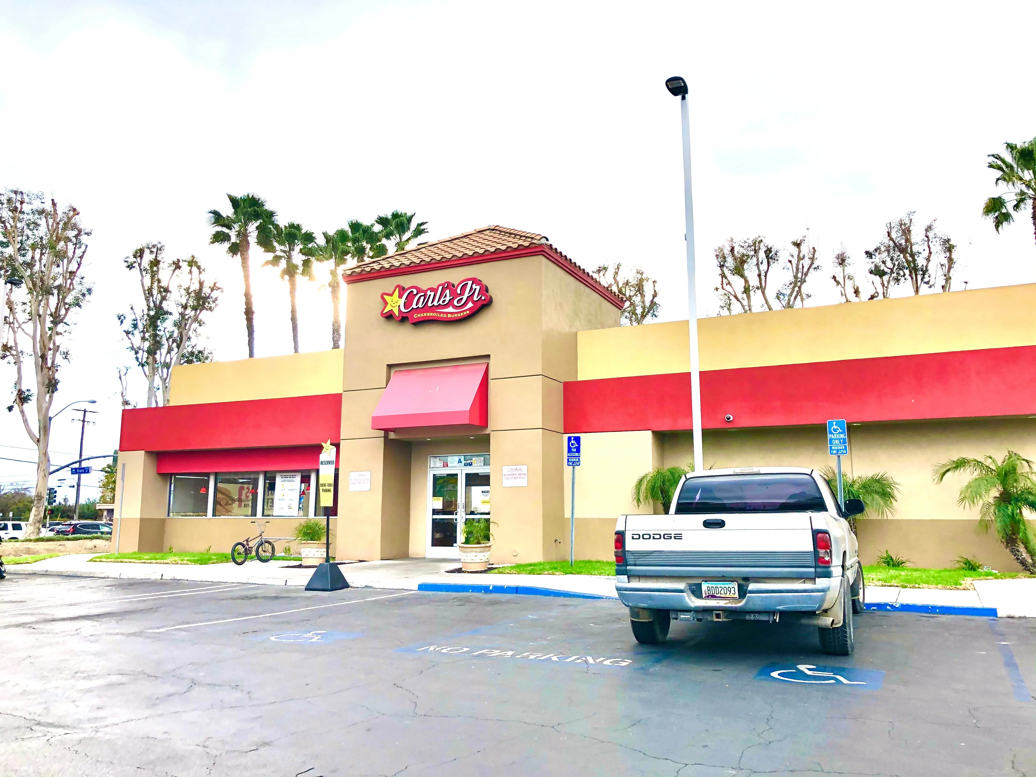 Hemet Stater Plaza — Lease in Hemet, CA, photo 1 of 5