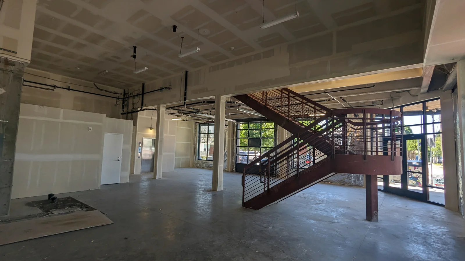 Solace — Lease in Portland, OR, photo 3 of 4