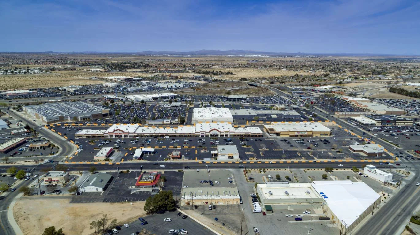 Victor Plaza-14514-14598 7th St-Victorville — Lease in Victorville, CA, photo 1 of 3