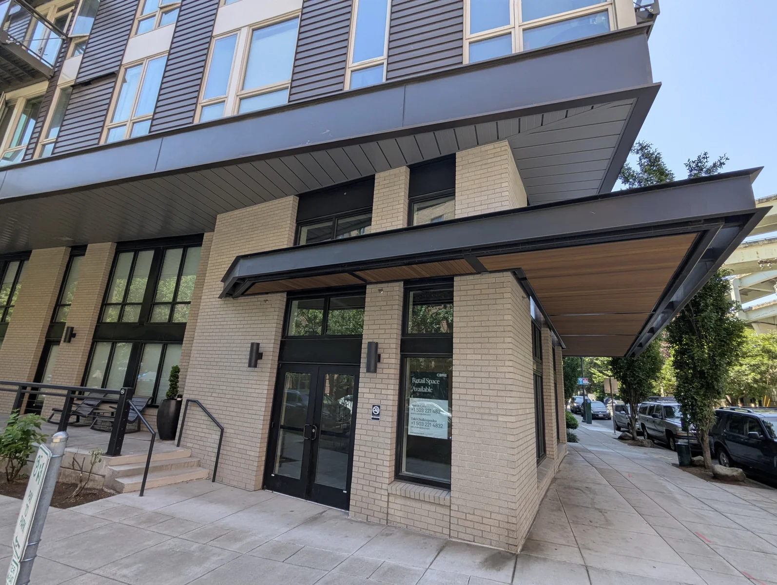 Retail in Portland, OR — Lease in Portland, OR, photo 2 of 2