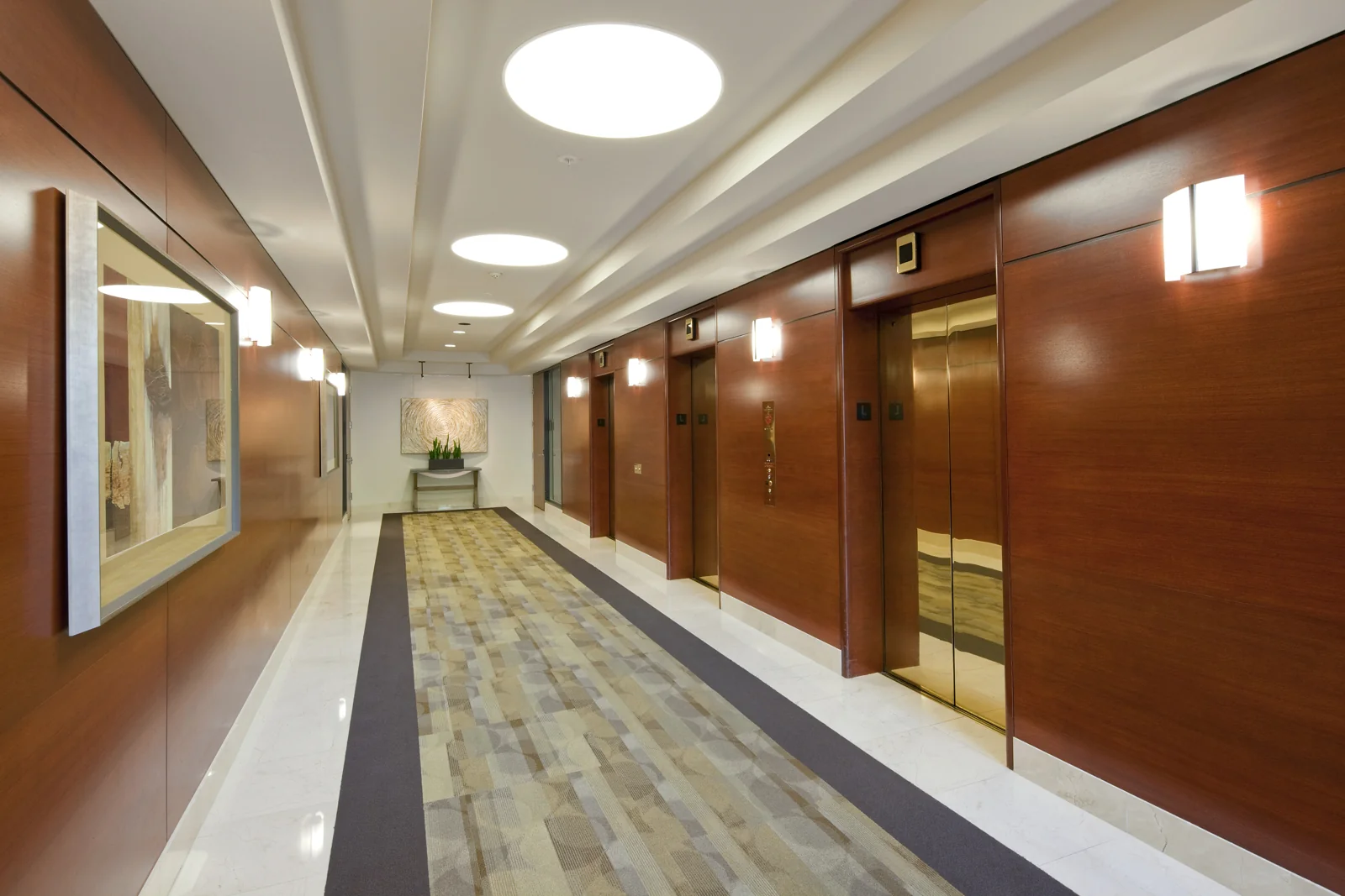 One & Three Centerpointe — Lease in Lake Oswego, OR, photo 3 of 6