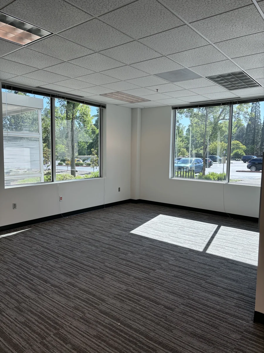 Triangle Corporate Park I — Lease in Tigard, OR, photo 3 of 4