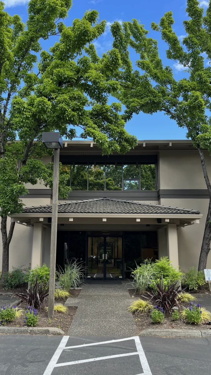 GRIFFITH PARK CORPORATE CENTER — Lease in Beaverton, OR, photo 2 of 8
