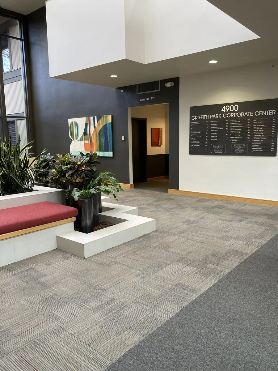 GRIFFITH PARK CORPORATE CENTER — Lease in Beaverton, OR, photo 4 of 8