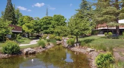 Cornell Oaks Corporate Center Waterside Building — Lease in Beaverton, OR, photo 2 of 3