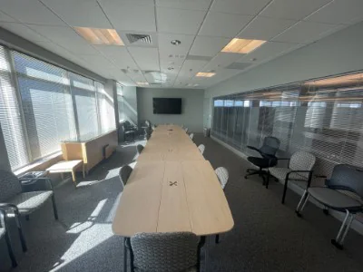 Office in Hillsboro, OR — Lease in Hillsboro, OR, photo 2 of 3