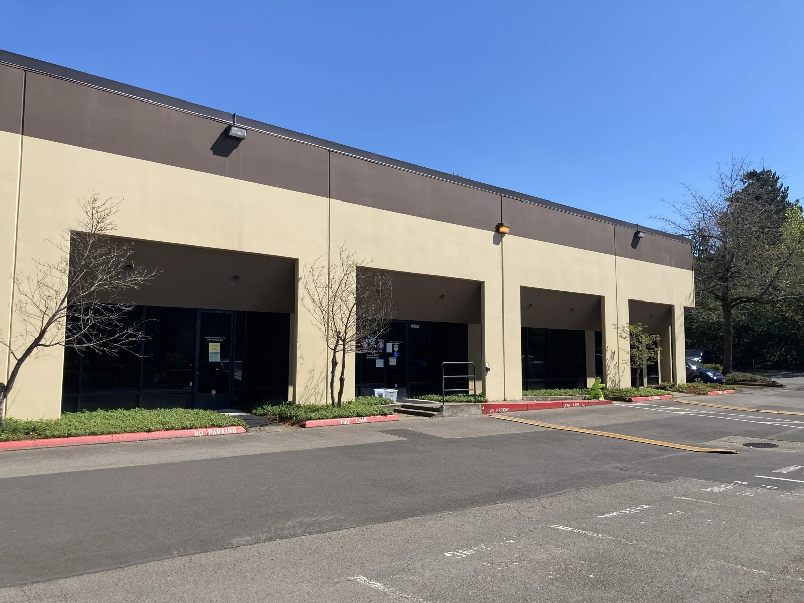 Office in Tualatin, OR — Lease in Tualatin, OR, photo 1 of 3