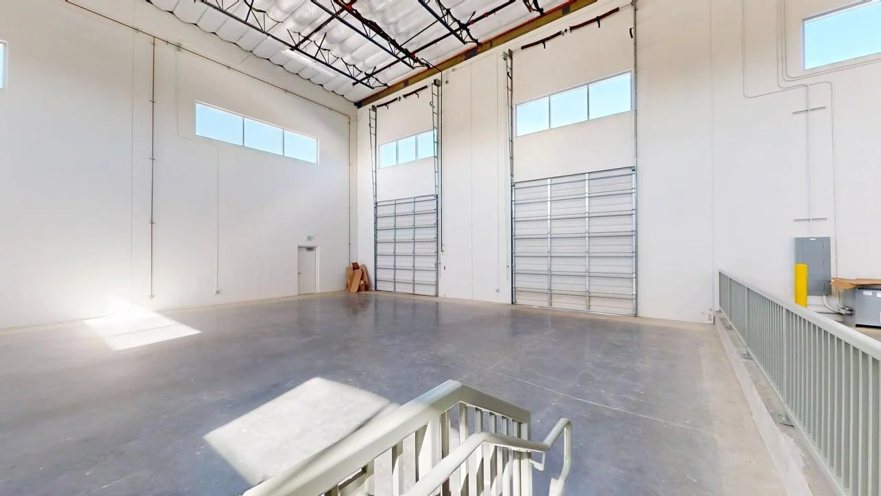 ±28,680 SF TRUCKING FACILITY — Lease in San Bernardino, CA, photo 7 of 8